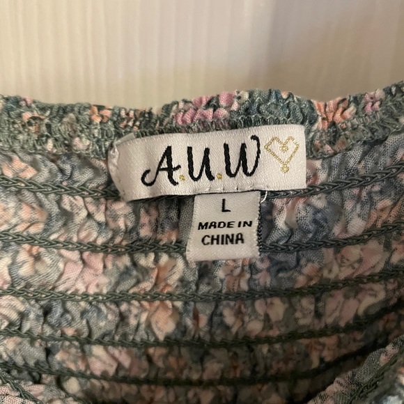 Dress - Picture 2 of 2